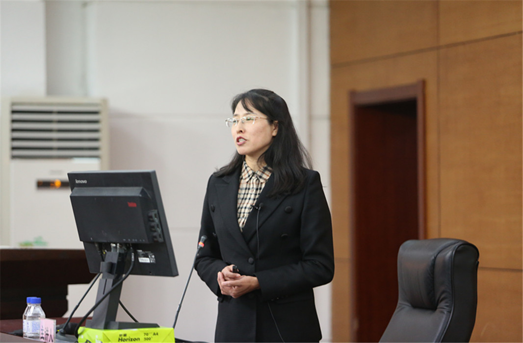 我校举行党委理论学习中心组第五次学习扩大会议-长春师范大学